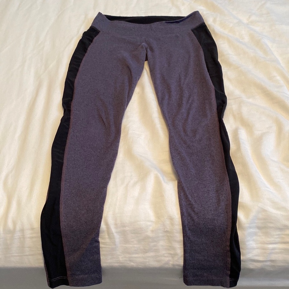 B3 leggings in purple